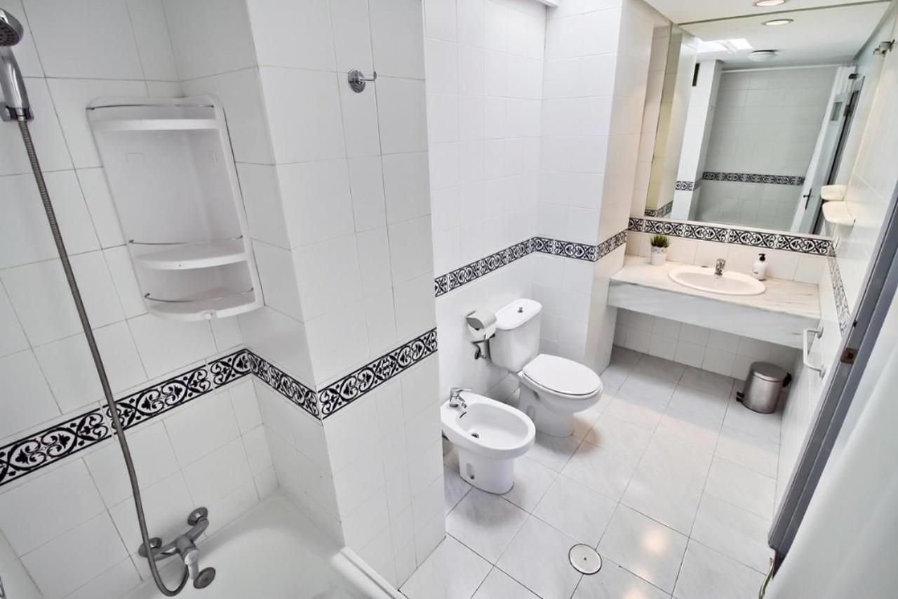 Ferienwohnung Atico Con Terraza Privada En Malaga Centro Exterior foto